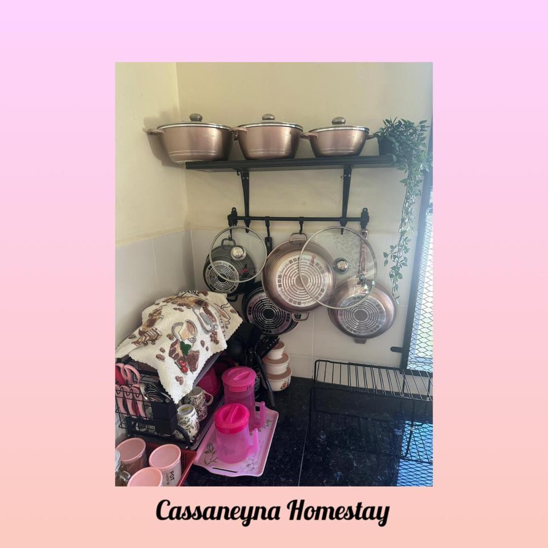 Cassaneyna Homestay Kuantan Exterior foto